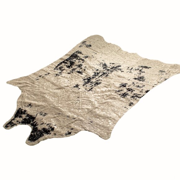 Luxe Home Decor Classic Faux Hide Rug | 1-Piece | Salty | 5.25'x7.5' - Picture 2 of 4